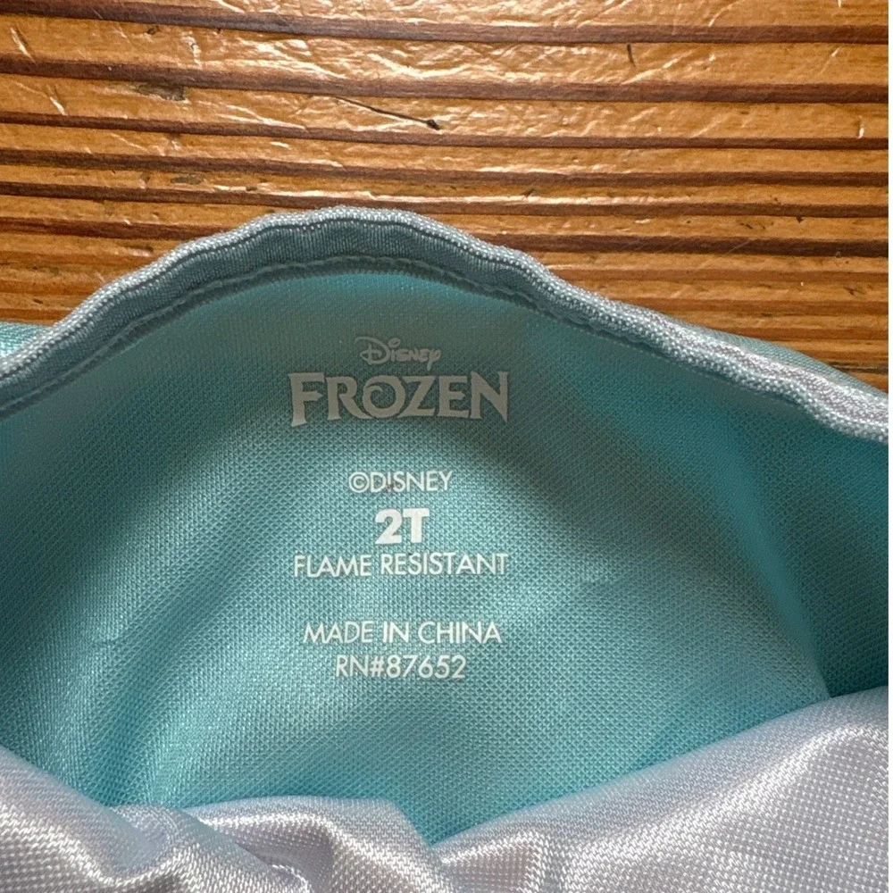 Disney Frozen Elsa Nightgown Kids Blue Excellent Snowflake Glitter SIZE 2T - Picture 4 of 7